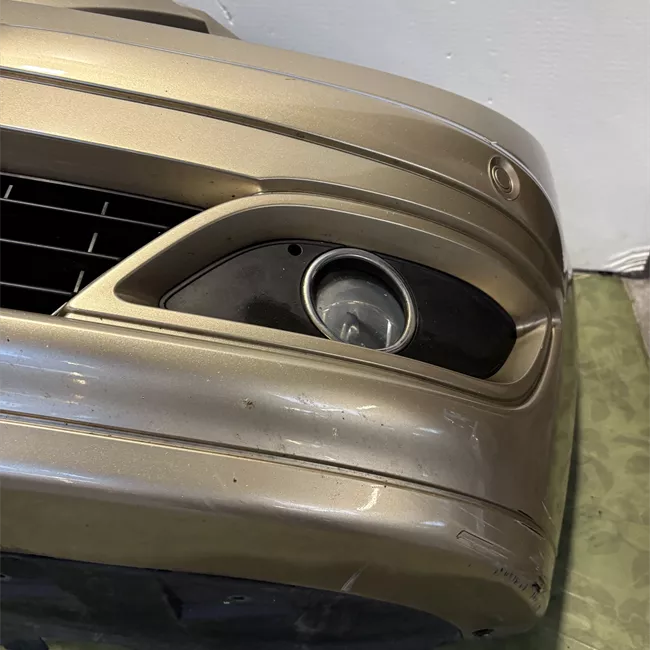 Paraurti anteriore con sensore parcheggio Primer