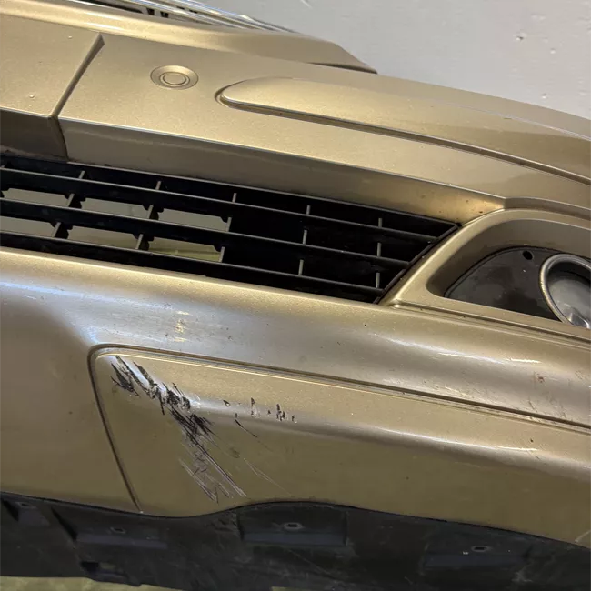 Paraurti anteriore con sensore parcheggio Primer