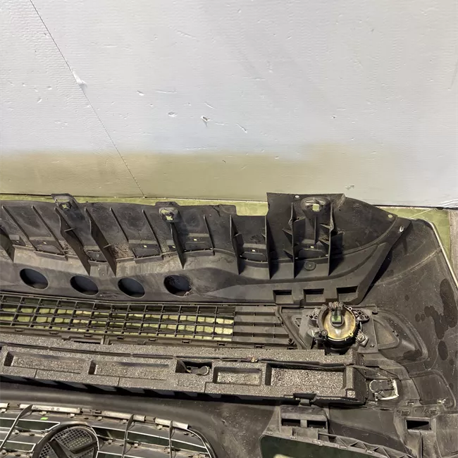 Paraurti anteriore con sensore parcheggio Primer