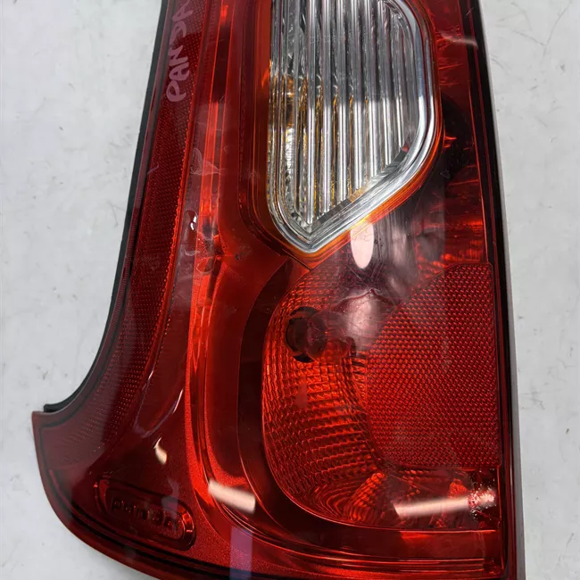 Fanale posteriore sinistro