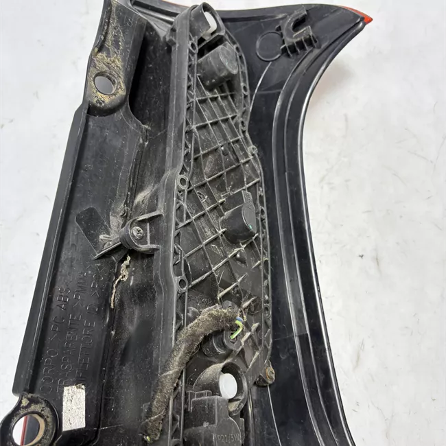 Fanale posteriore sinistro