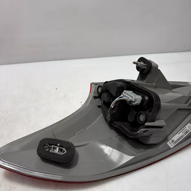 Fanale posteriore parte esterno destro