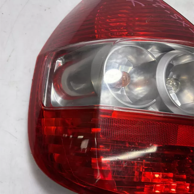 Fanale posteriore sinistro 2005>