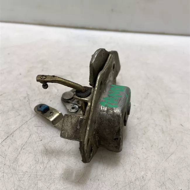 Serratura porta anteriore sinistra