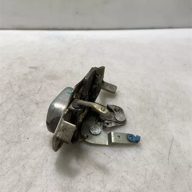 Serratura porta anteriore destra