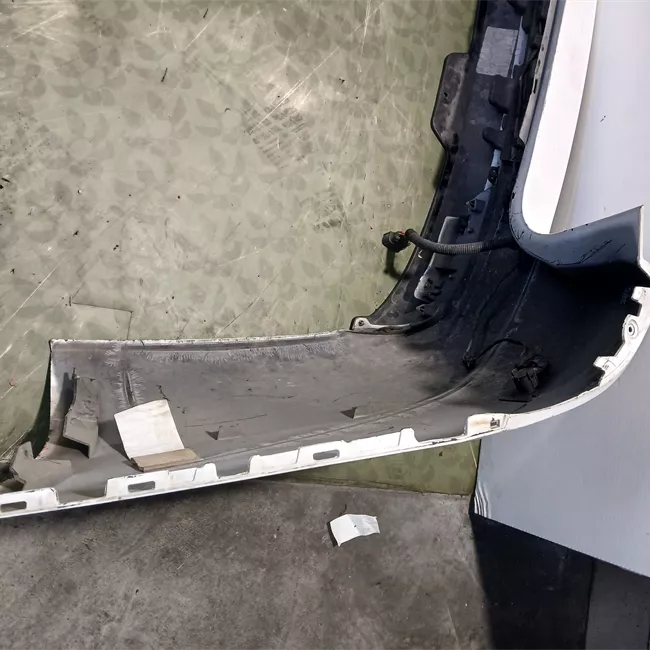 Paraurti posteriore assistente parcheggio