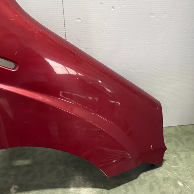 Parafango anteriore destro