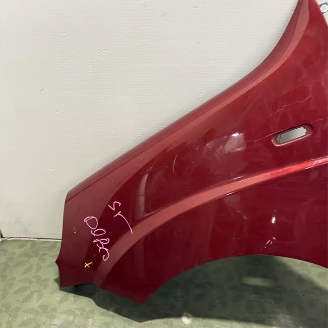 Parafango anteriore sinistro