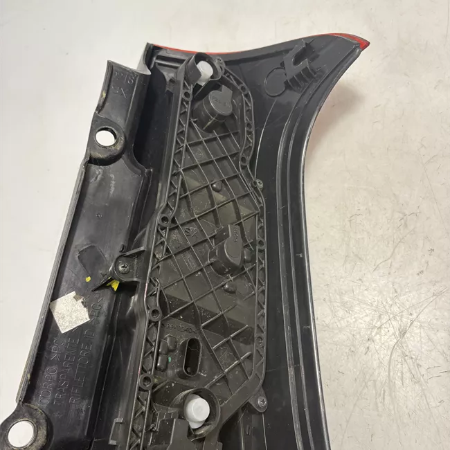 Fanale posteriore sinistro