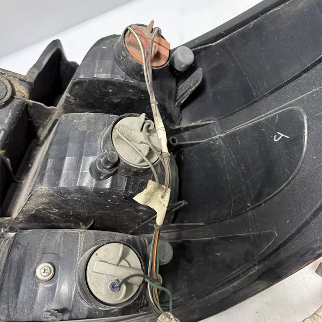 Fanale posteriore sinistro