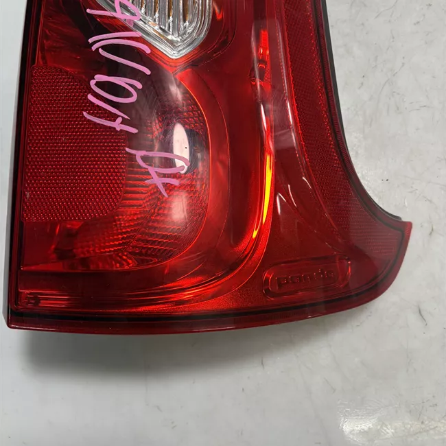 Fanale posteriore destro