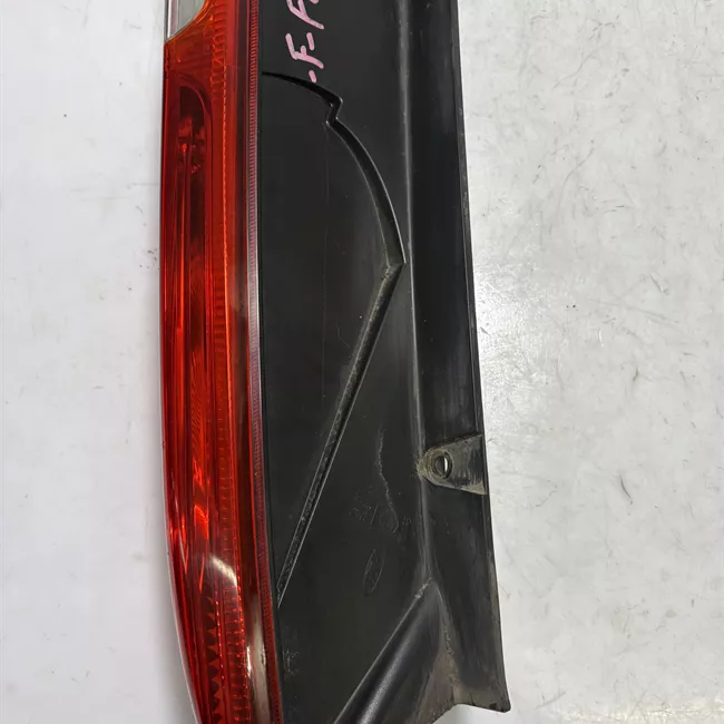 Fanale posteriore sinistro