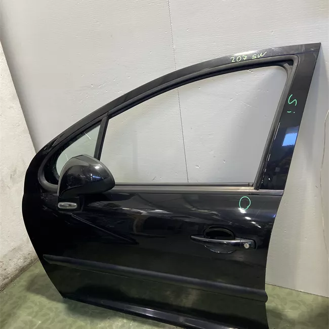 Porta anteriore sinistra