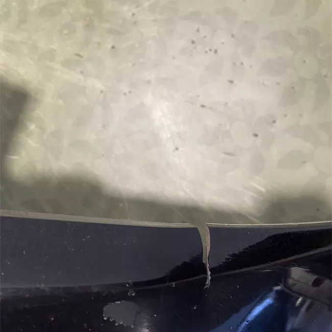 Paraurti anteriore con sensore parcheggio