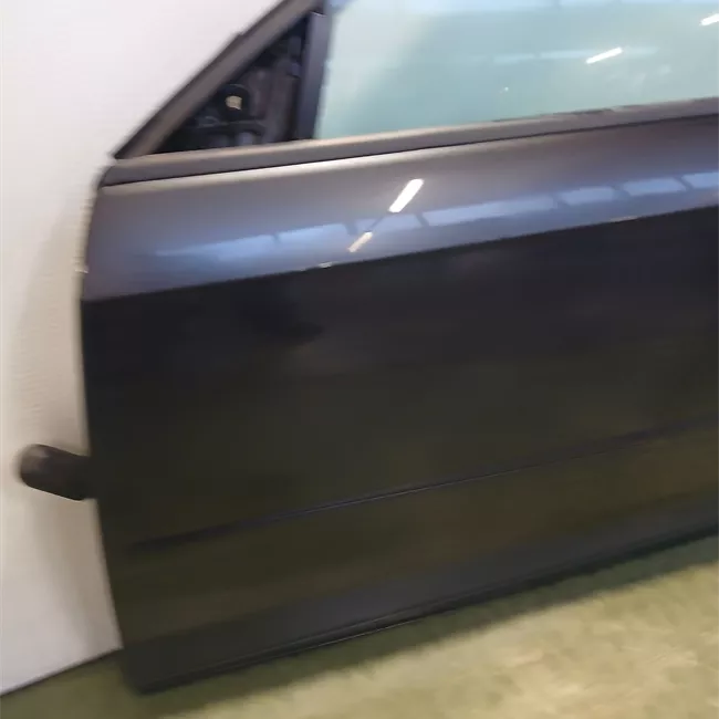 Porta anteriore sinistra