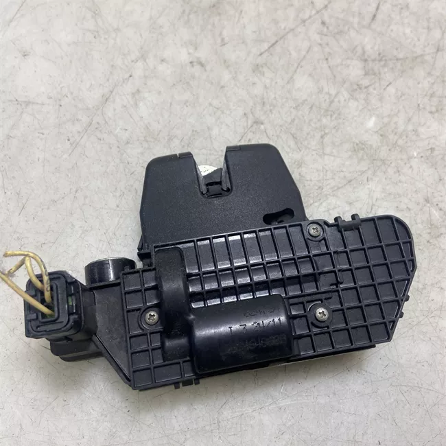 Serratura portello posteriore