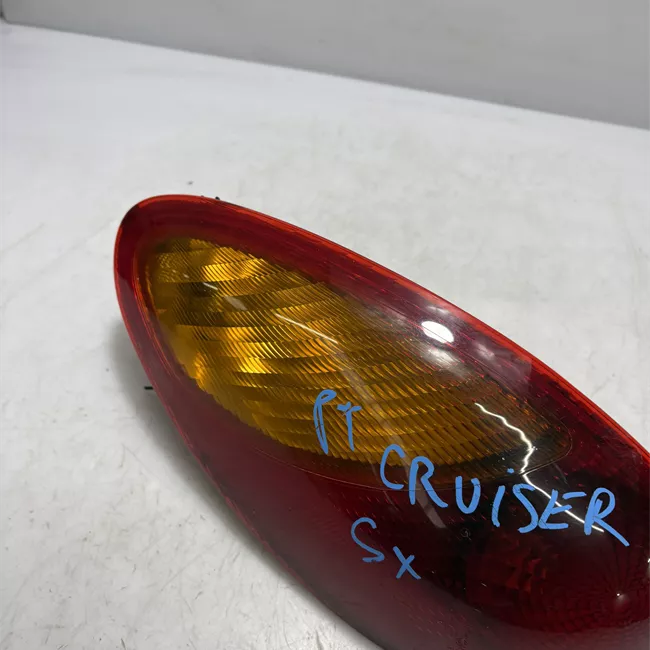 Fanale posteriore sinistro