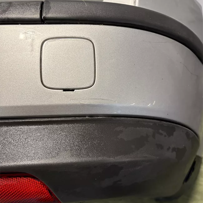 Paraurti posteriore grigio polvere di luna