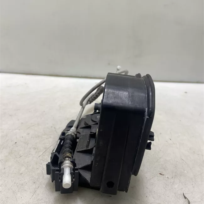 Serratura porta anteriore destra