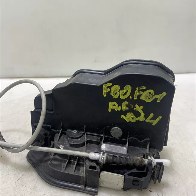 Serratura porta anteriore destra