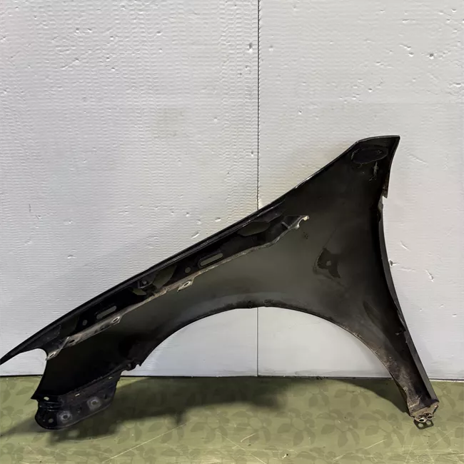 Parafango anteriore destro