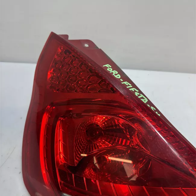 Fanale posteriore sinistro