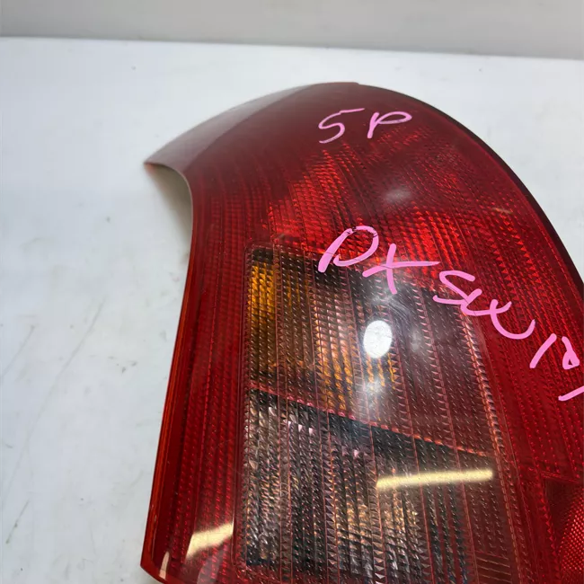 Fanale posteriore sinistro