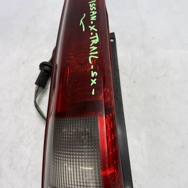 Fanale posteriore sinistro