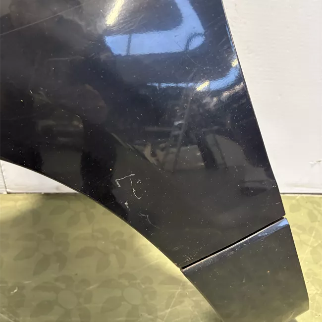 Parafango anteriore sinistro