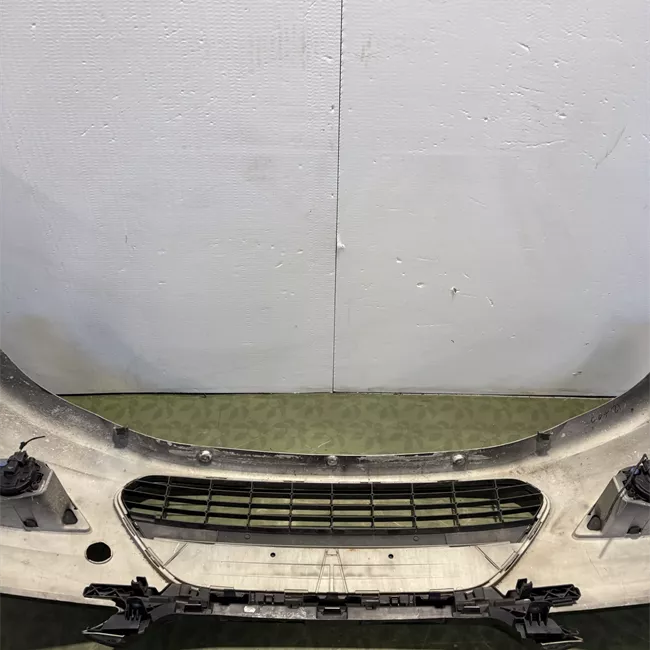 Paraurti anteriore primer