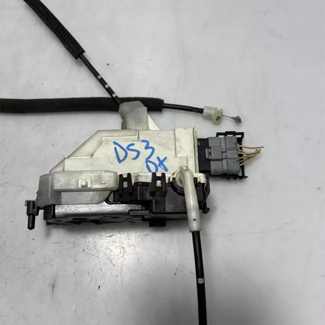 Serratura porta anteriore destra