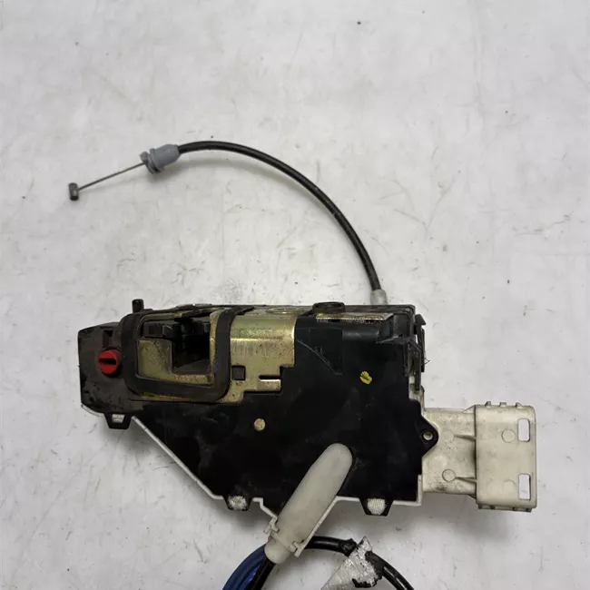 Serratura porta posteriore destra con chiusura elettrica bambino