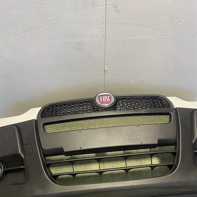 Paraurti anteriore Verniciato