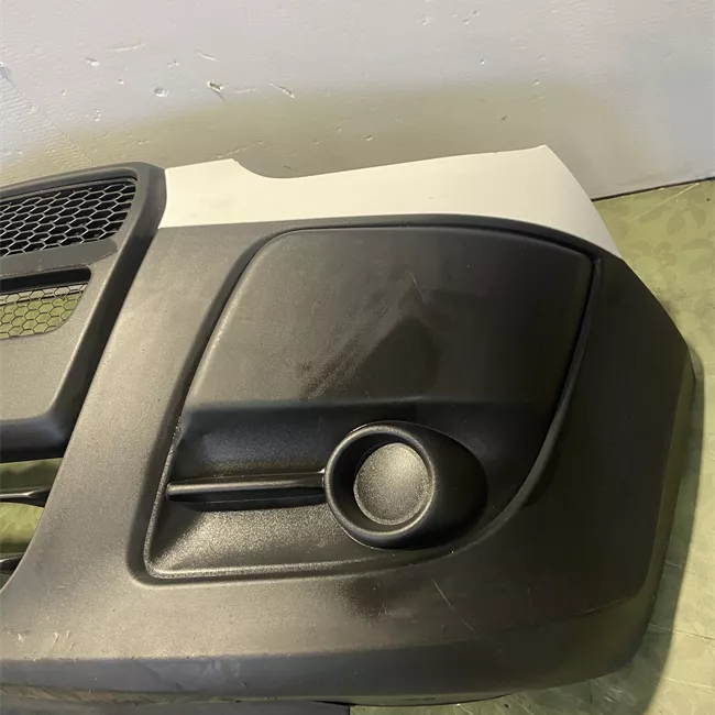 Paraurti anteriore Verniciato