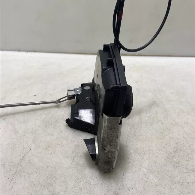 Serratura porta anteriore sinistra