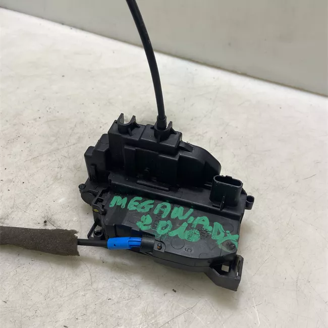 Serratura porta anteriore destra Superchiusura elettromagnetica