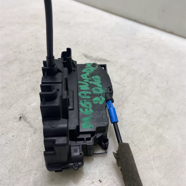 Serratura porta anteriore destra Superchiusura elettromagnetica