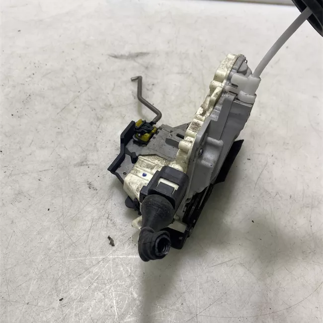 Serratura porta posteriore destra