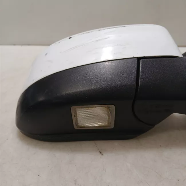 Retrovisore esterno regolazione elettrica destro con luce cortesia
