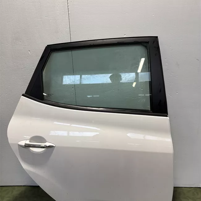 Porta posteriore destra