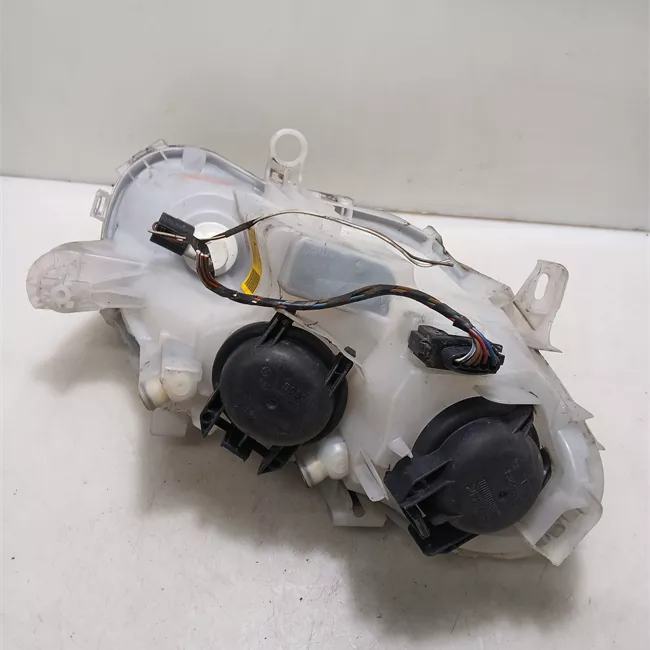 Proiettore sinistro A led