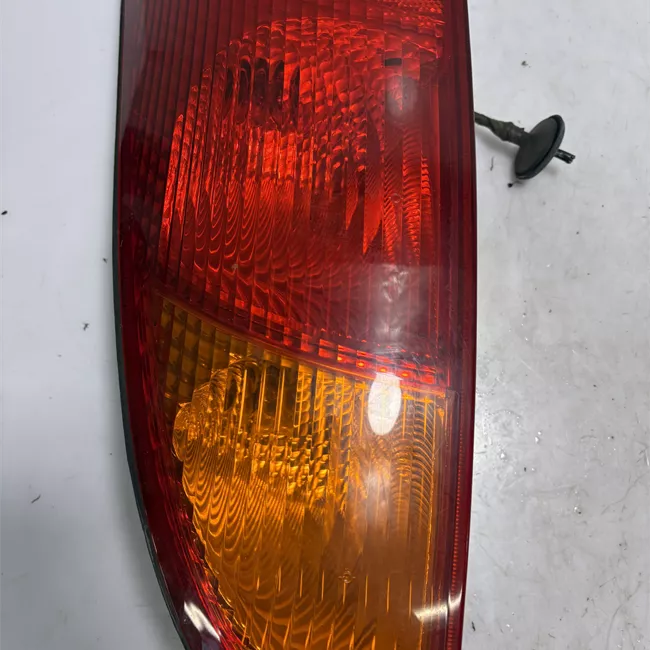 Fanale posteriore sinistro