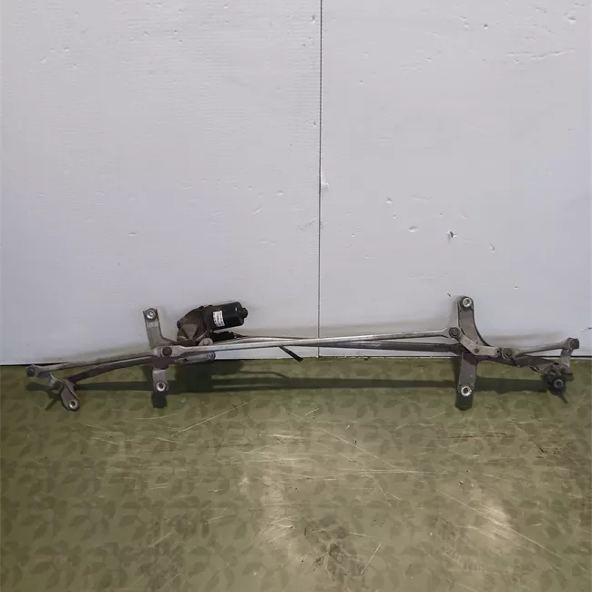 Meccanismo tergiparabrezza con motorino