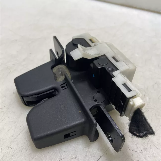 Serratura portello posteriore