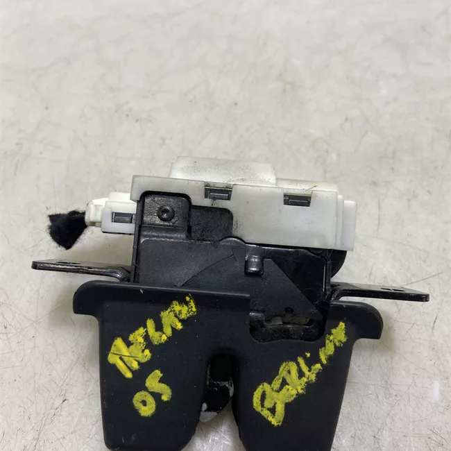 Serratura portello posteriore