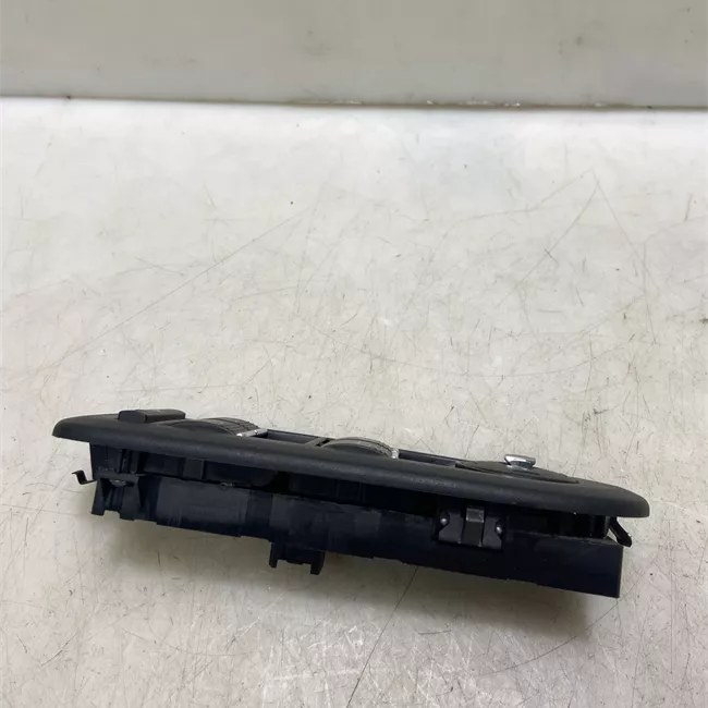 Blocco comandi alzacristalli e retrovisori esterno