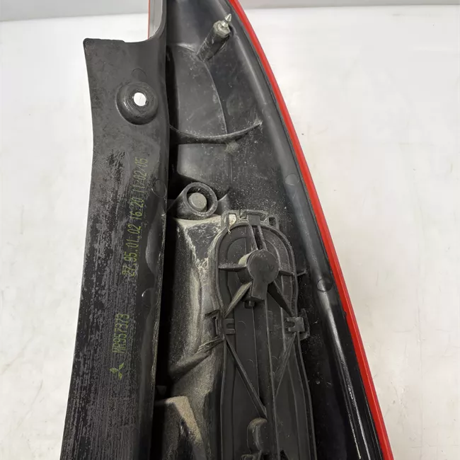 Fanale posteriore sinistro 02-02-06>