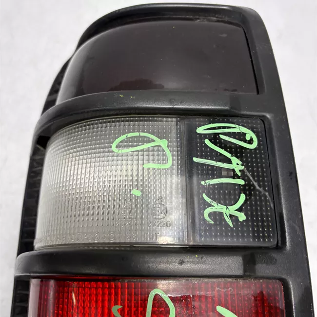 Fanale posteriore sinistro