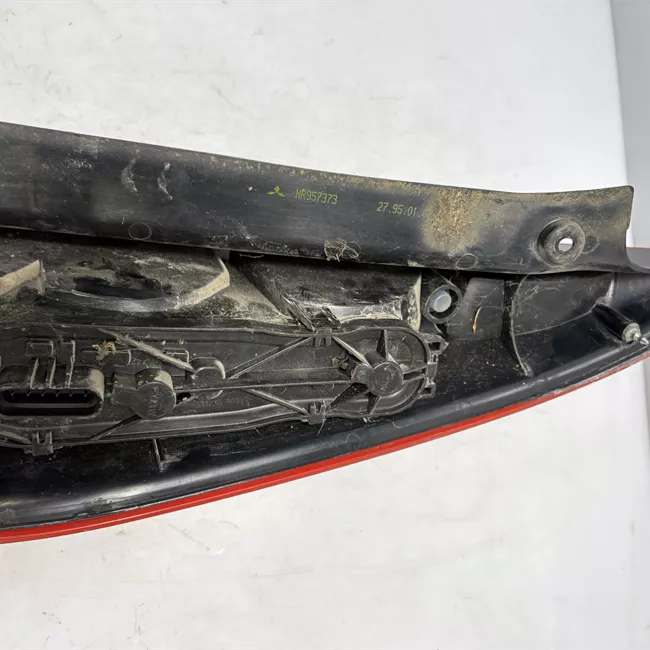 Fanale posteriore sinistro 01-02-06<