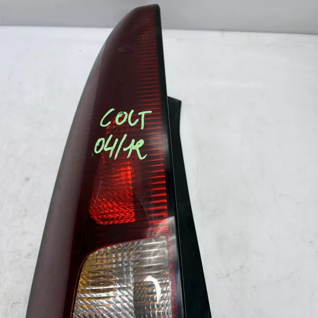 Fanale posteriore sinistro 02-02-06>